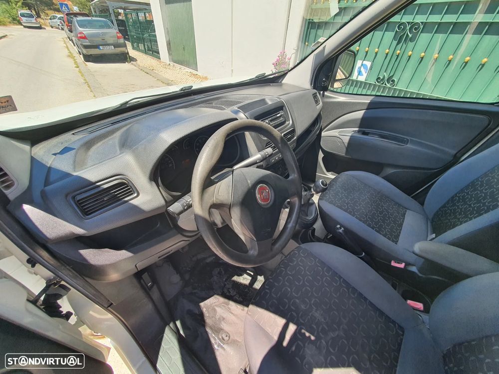 Fiat Doblo 1.3 Mjet Fibrada c/ Frio - 12