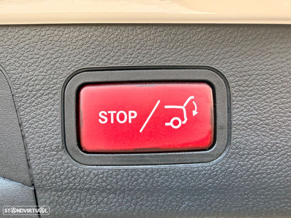 Mercedes-Benz GLC 300 de 4Matic - 21