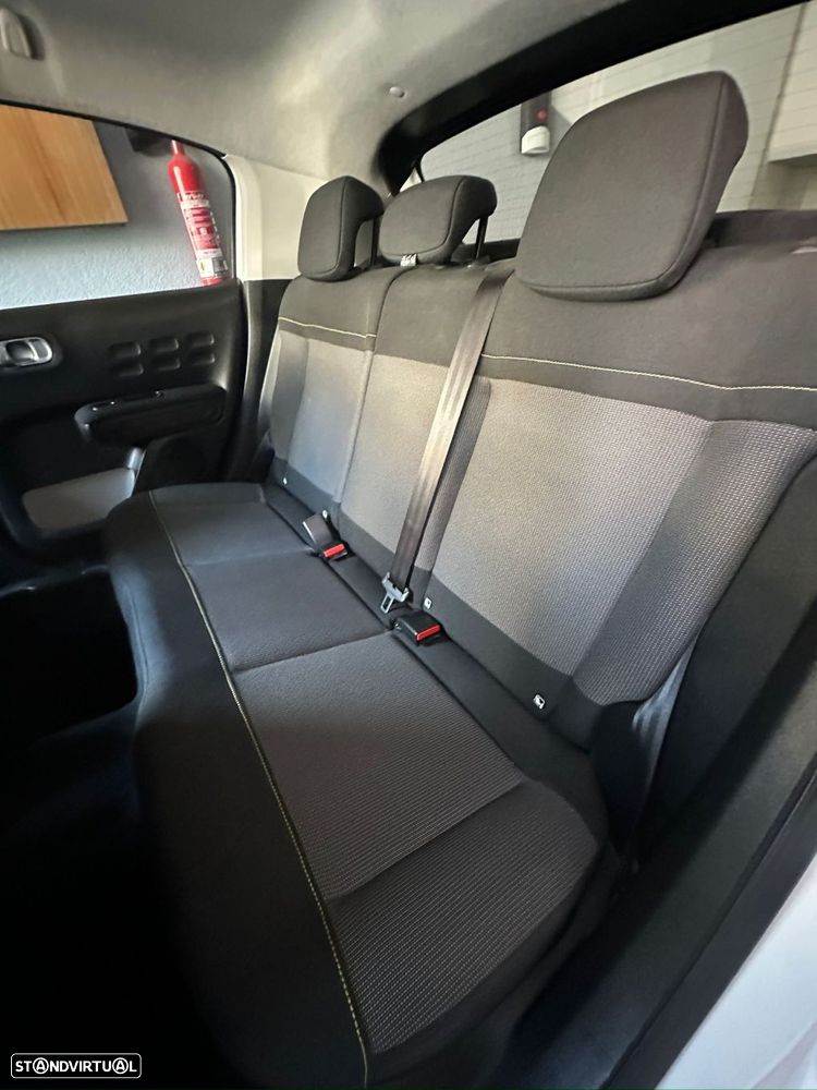 Citroën C3 1.2 PureTech Shine EAT6 - 10