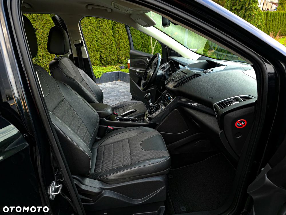 Ford Kuga 2.0 TDCi 2x4 Individual - 17