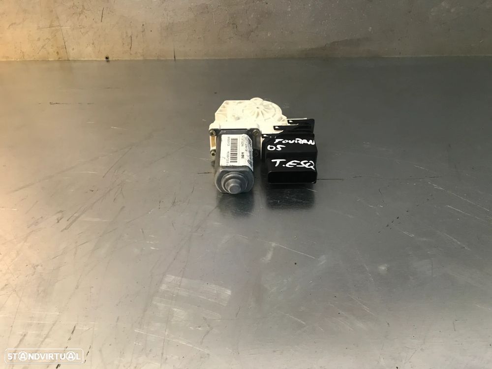 MOTOR DO ELEVADOR DO VIDRO VOLKSWAGEN TOURAN - TRAS ESQUERDO / TRAS DIREITO 1K0959703B 1K0959704B - 1