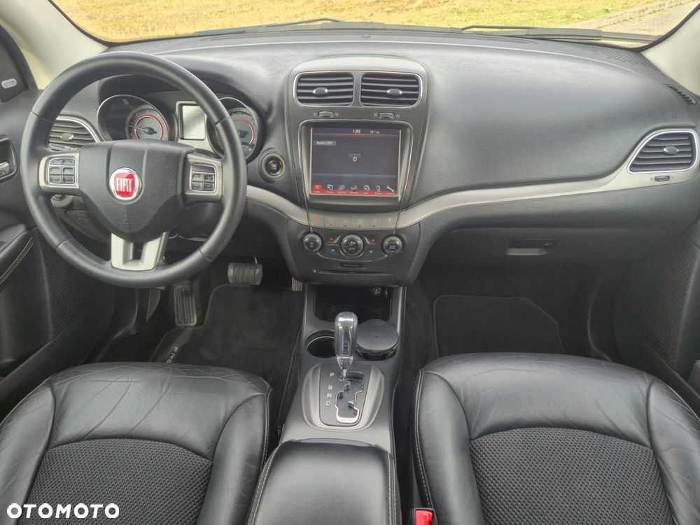 Fiat Freemont 2.0 Multijet 16V DPF Automatik Allrad Black Code - 13