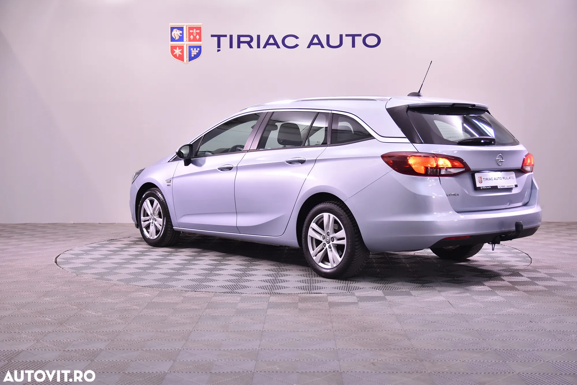 Opel Astra - 3