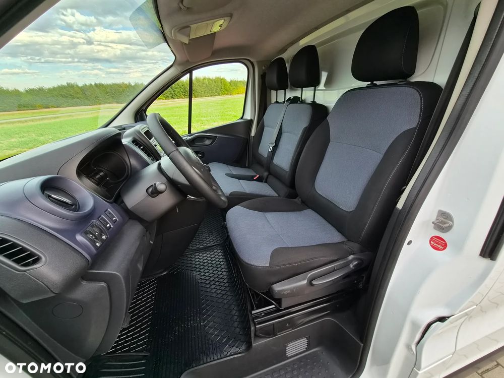 Opel Vivaro - 19