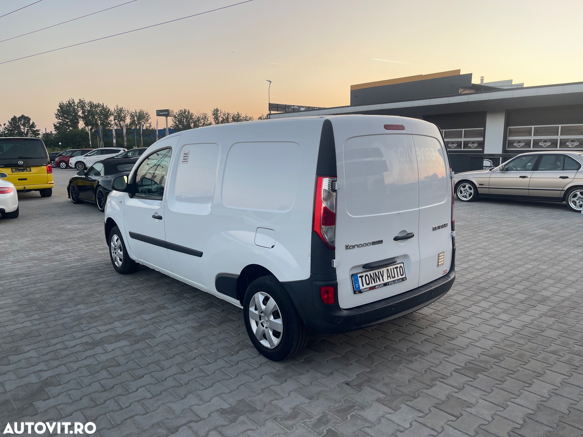 Renault Kangoo Maxi - 8