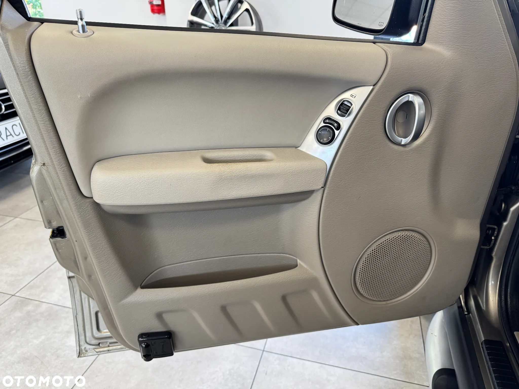 Jeep Liberty 2.8 CRD 4x4 - 16