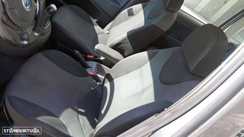 Fiat Idea 1.3 M-Jet Emotion - 11