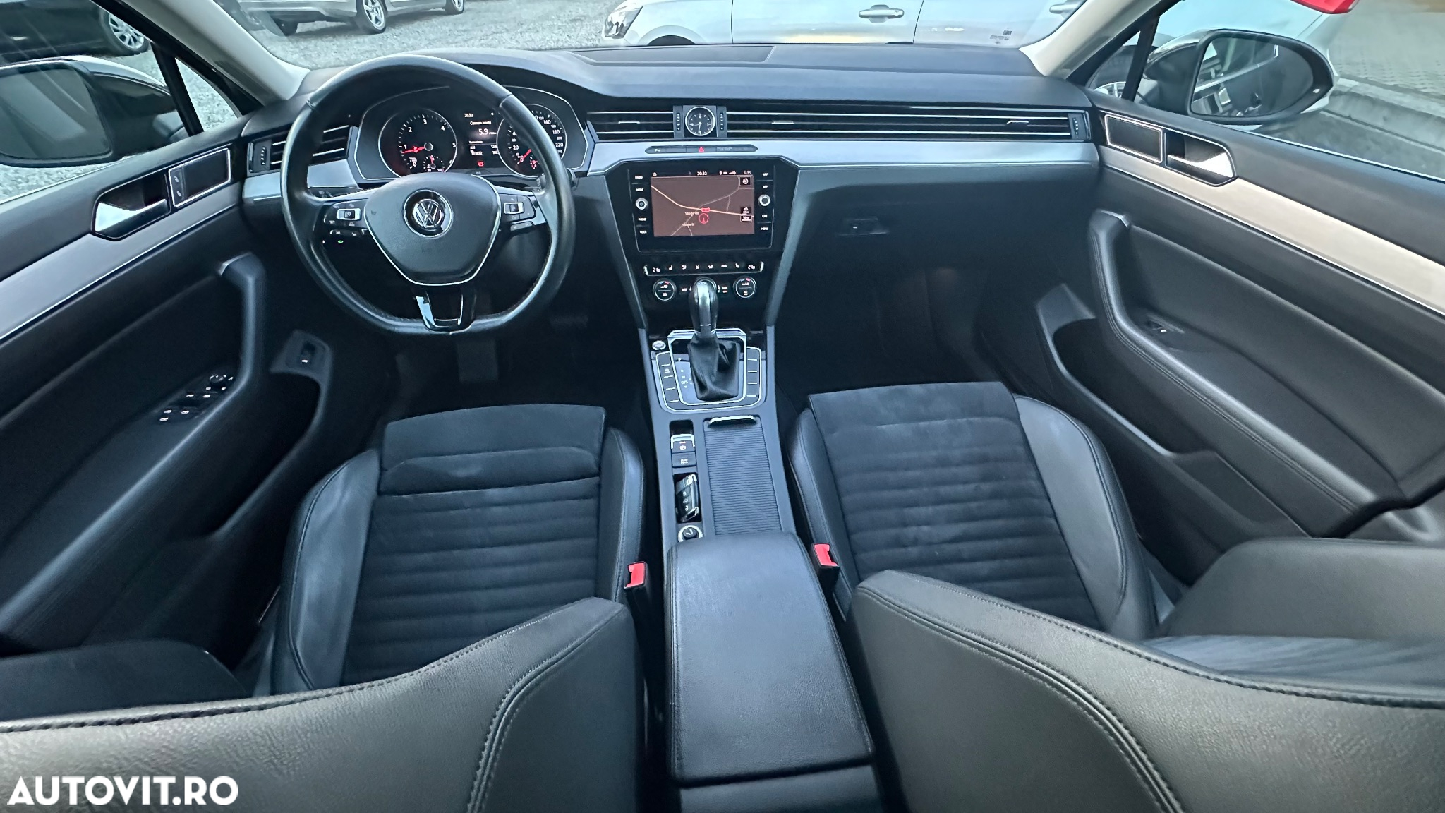 Volkswagen Passat 2.0 TDI (BlueMotion Technology) DSG Highline - 10