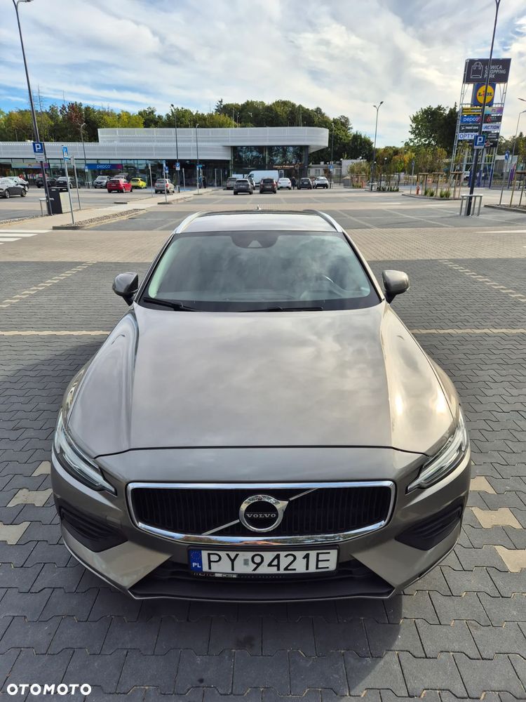 Volvo V60 T4 Momentum Pro - 6