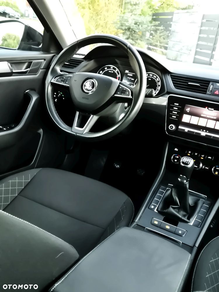 Skoda Superb 1.5 TSI ACT Ambition - 14