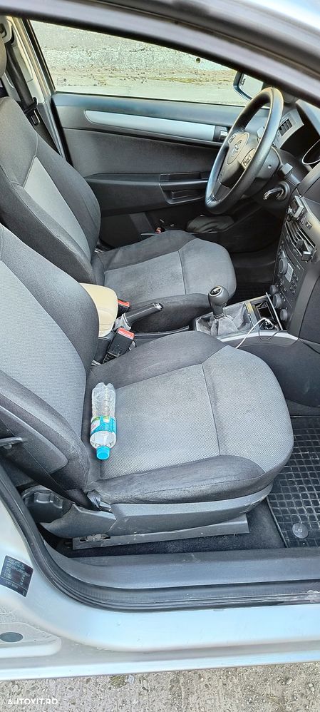 Opel Astra - 9