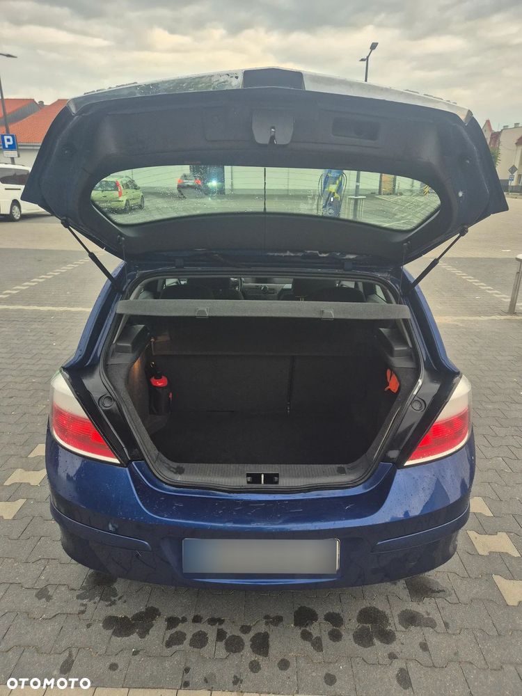 Opel Astra 1.9 CDTI DPF - 10