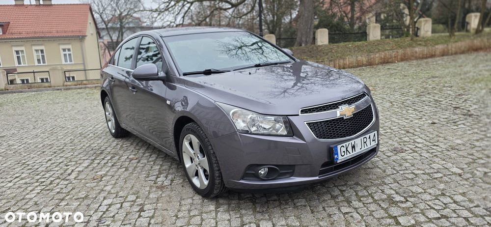 Chevrolet Cruze 1.8 LT+ - 26