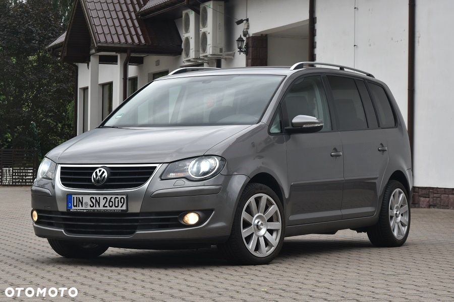 Volkswagen Touran 2.0 TDI DPF BlueMotion Technology Comfortline - 2