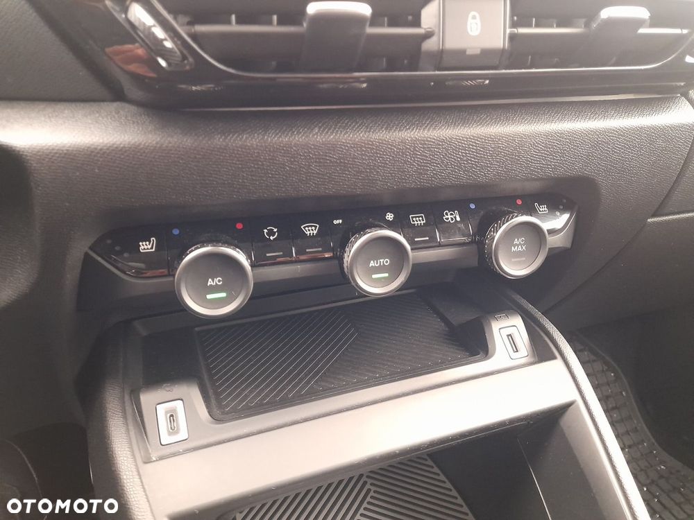 Citroën C4X 1.2 PureTech Feel Pack S&S EAT8 - 23