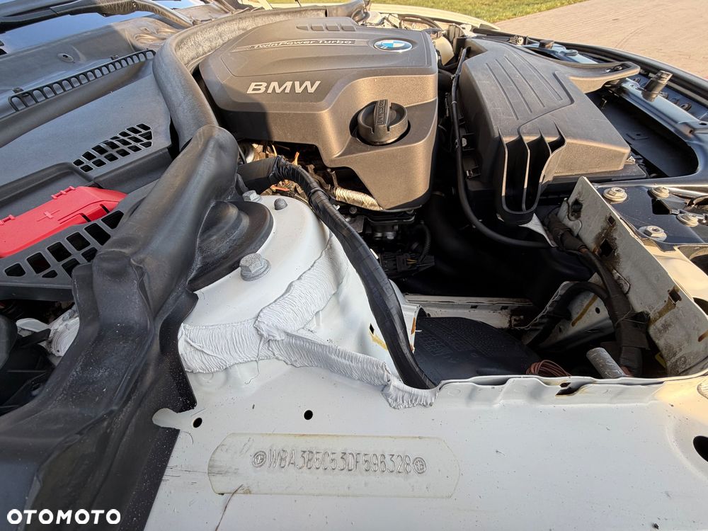 BMW Seria 3 328i xDrive Luxury Line - 11