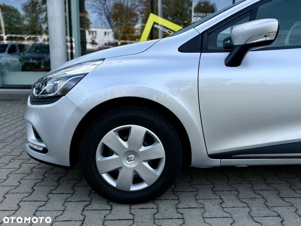 Renault Clio - 11