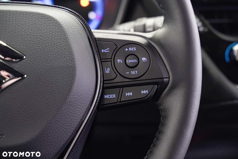 Suzuki Swace 1.8 Hybrid Premium Plus CVT - 16