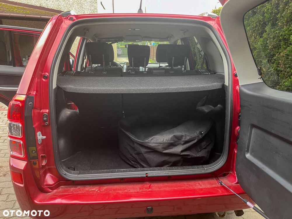 Suzuki Grand Vitara 1.9 DDiS Comfort - 14