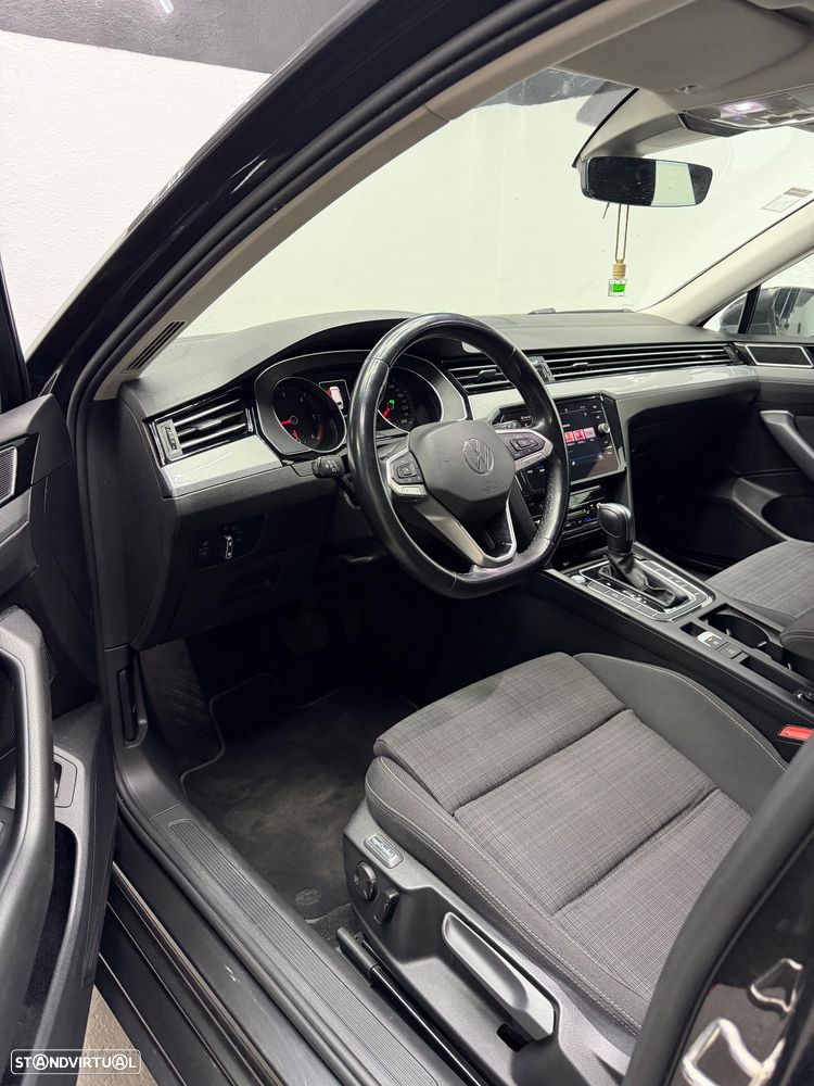 VW Passat Variant 2.0 TDi Elegance DSG - 8
