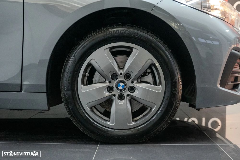 BMW 116 i Aut. Advantage - 3