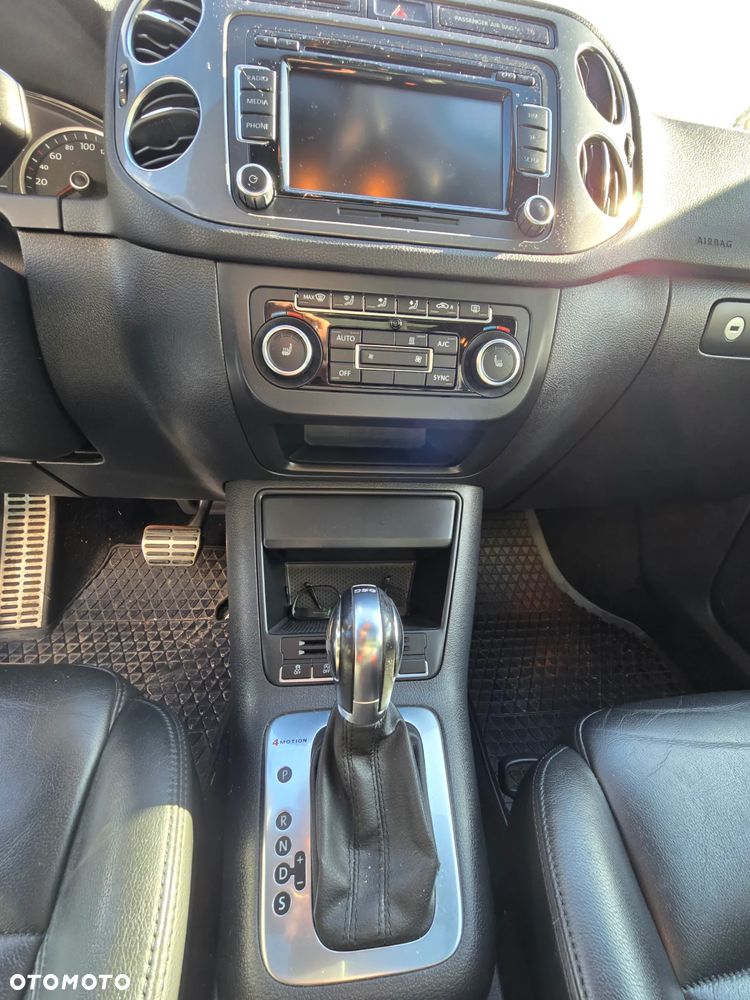 Volkswagen Tiguan 2.0 TDI 4Mot R-Style DSG - 25