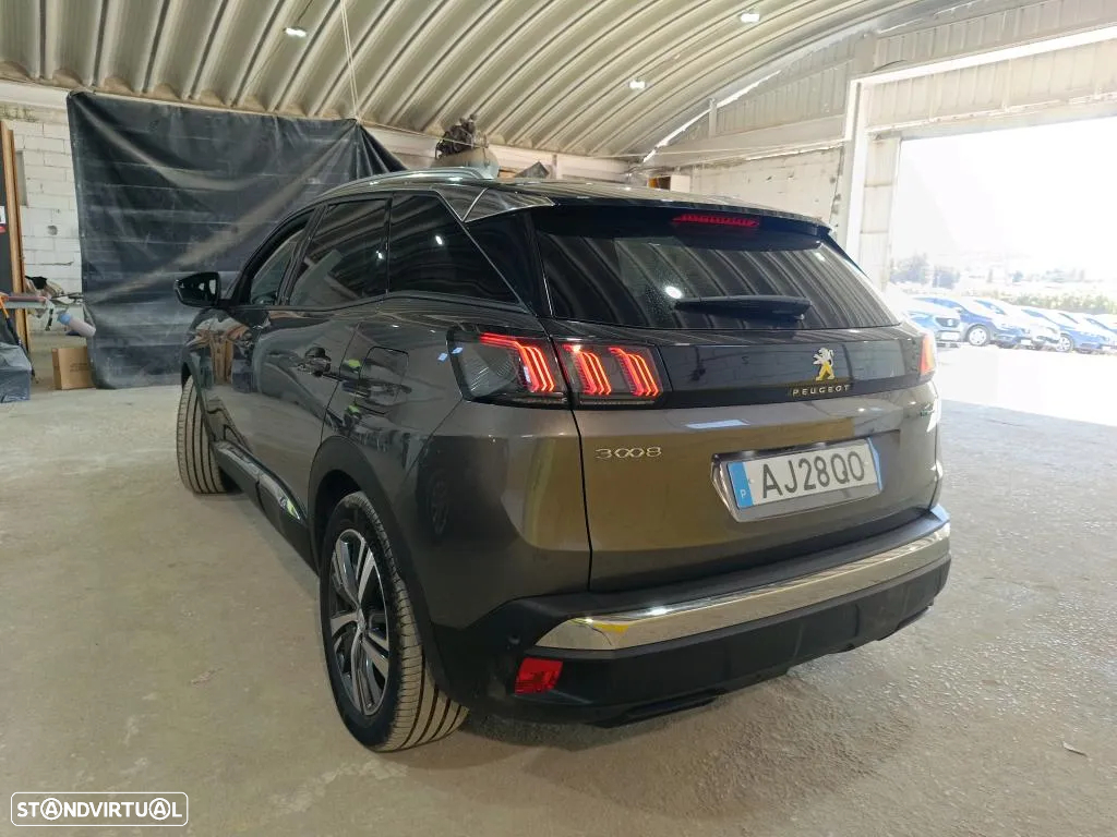 Peugeot 3008 1.6 Hybrid4 Allure Pack e-EAT8 - 2