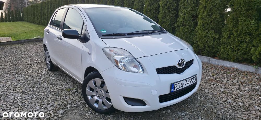 Toyota Yaris 1.33 VVT-i Cool - 1