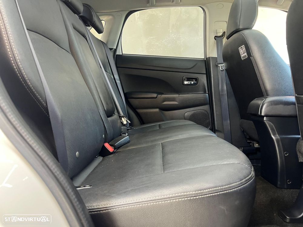 Mitsubishi ASX 1.6 DI-D Invite Fleet - 16