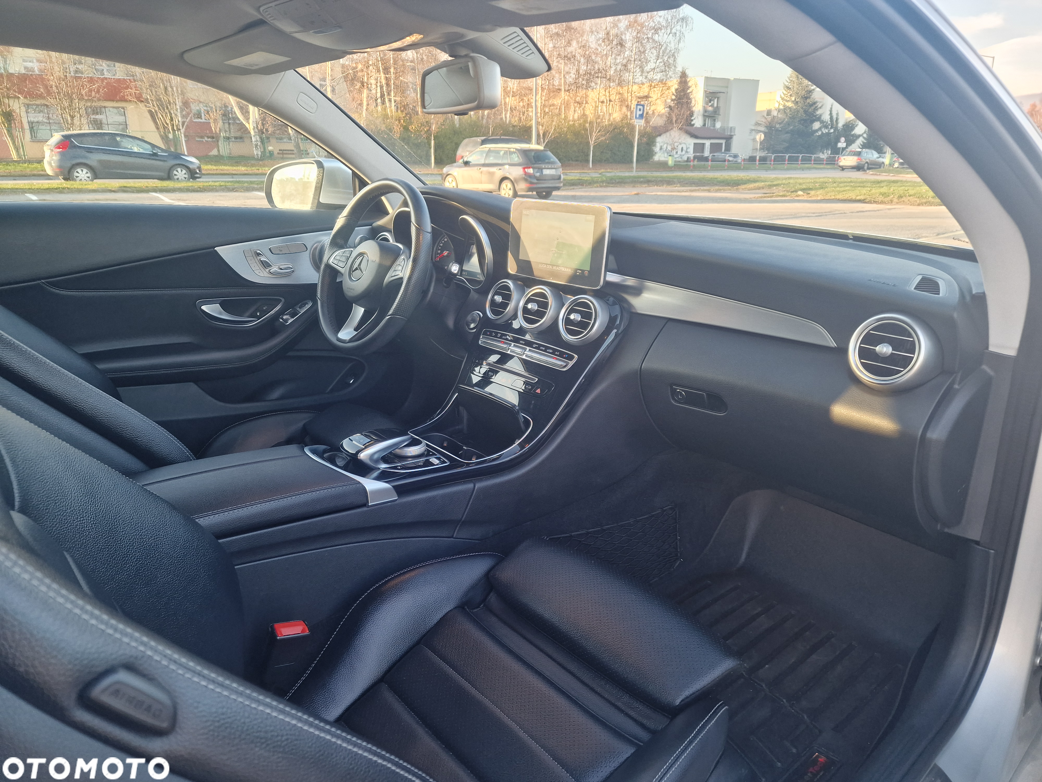 Mercedes-Benz Klasa C 300 Coupe 7G-TRONIC - 6