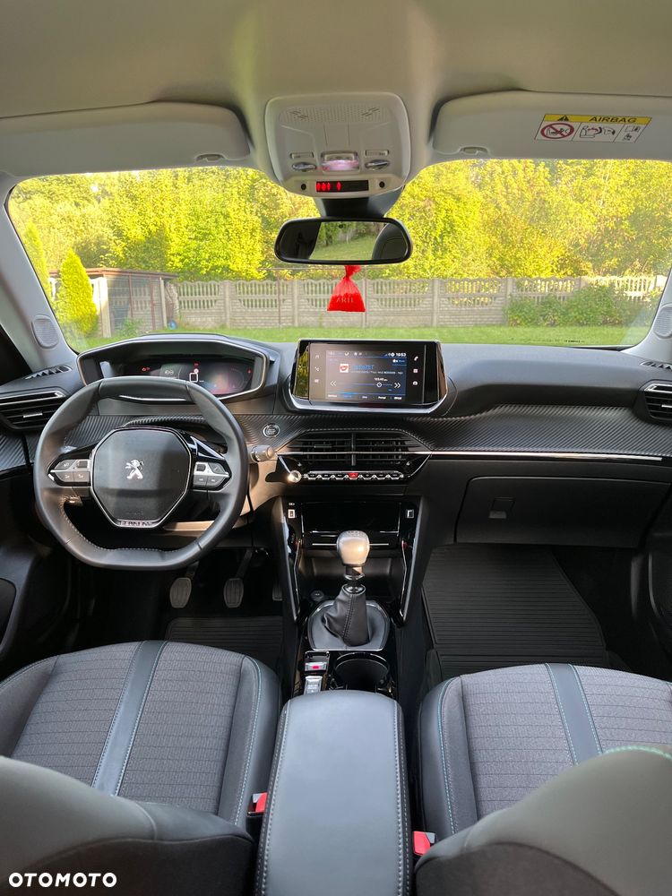 Peugeot 2008 1.2 PureTech Allure Pack S&S - 19