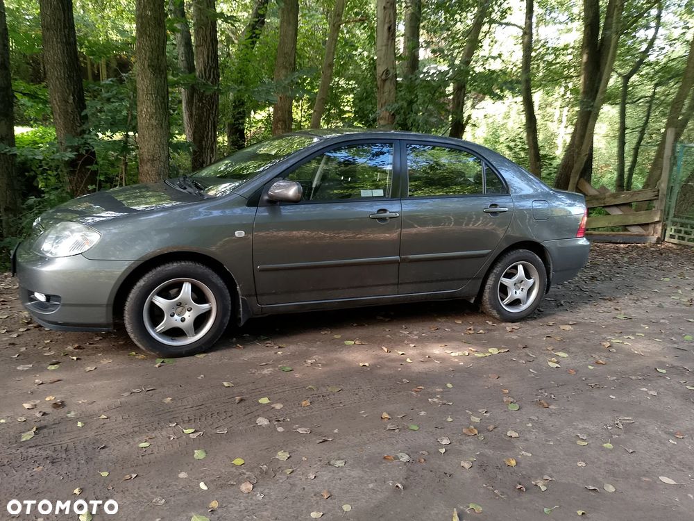 Toyota Corolla 2004 photo 2