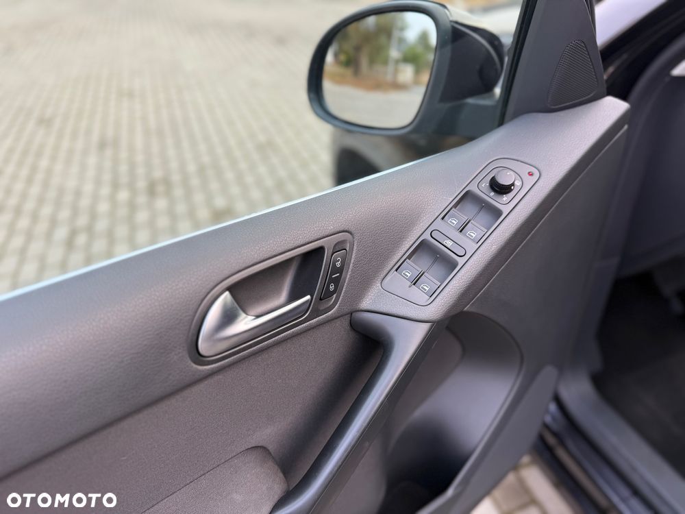 Volkswagen Tiguan 2.0 TDI DPF 4Motion DSG Sport & Style - 10