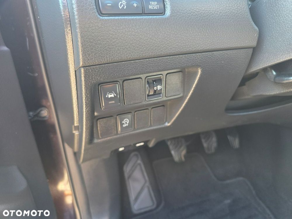 Nissan Qashqai 1.5 dCi N-Connecta - 15
