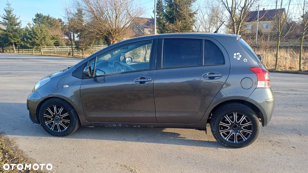 Toyota Yaris 1.33 2010 - 8