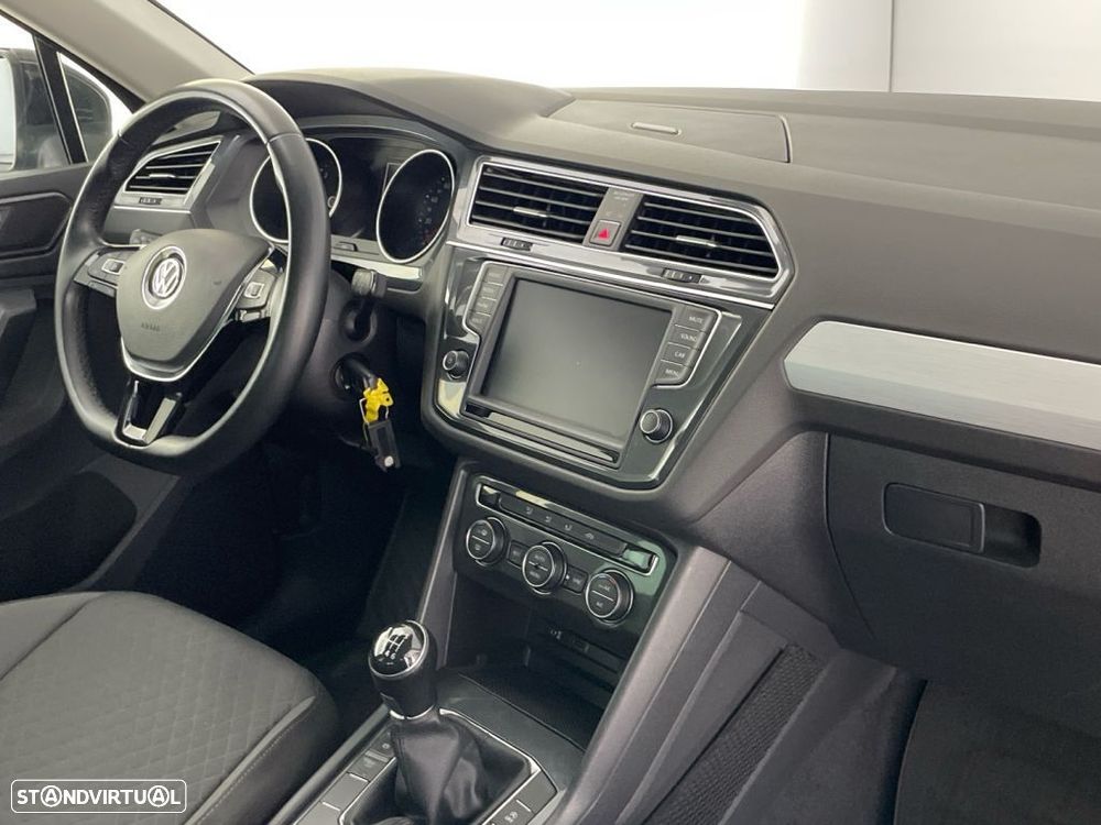 VW Tiguan 1.6 TDI Trendline - 22