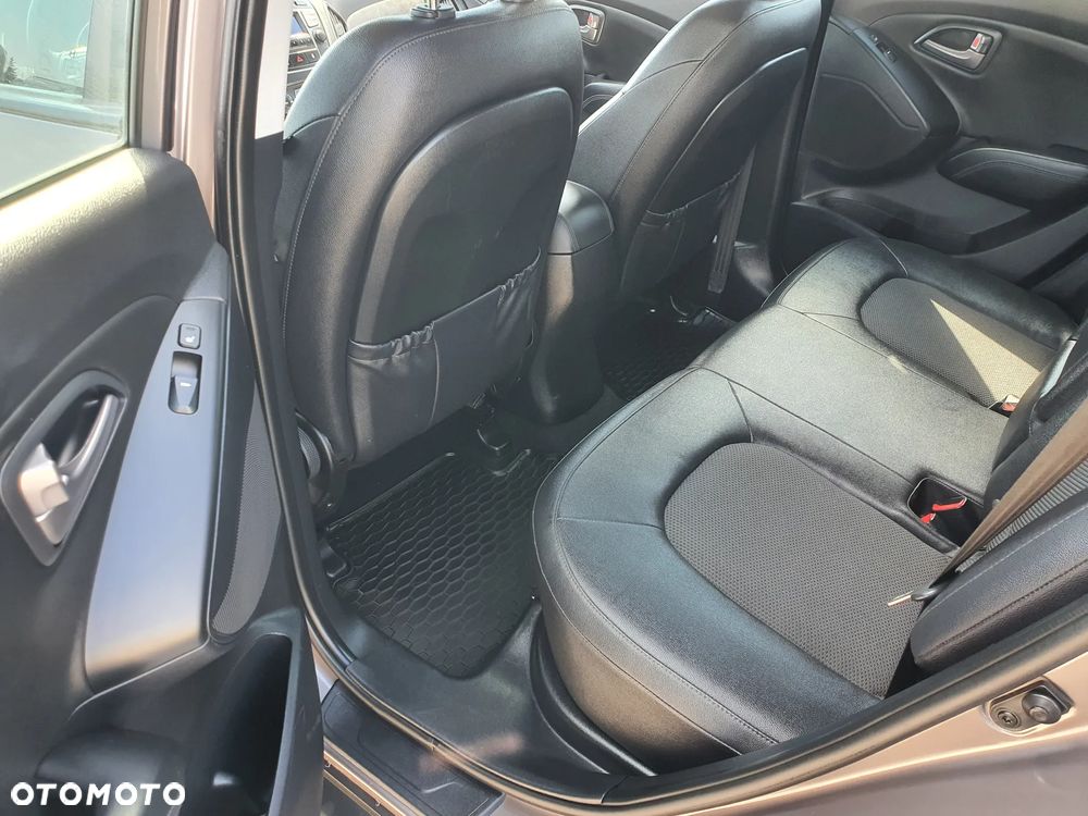 Hyundai ix35 2.0 CRDi 4WD 5 Star Edition - 12