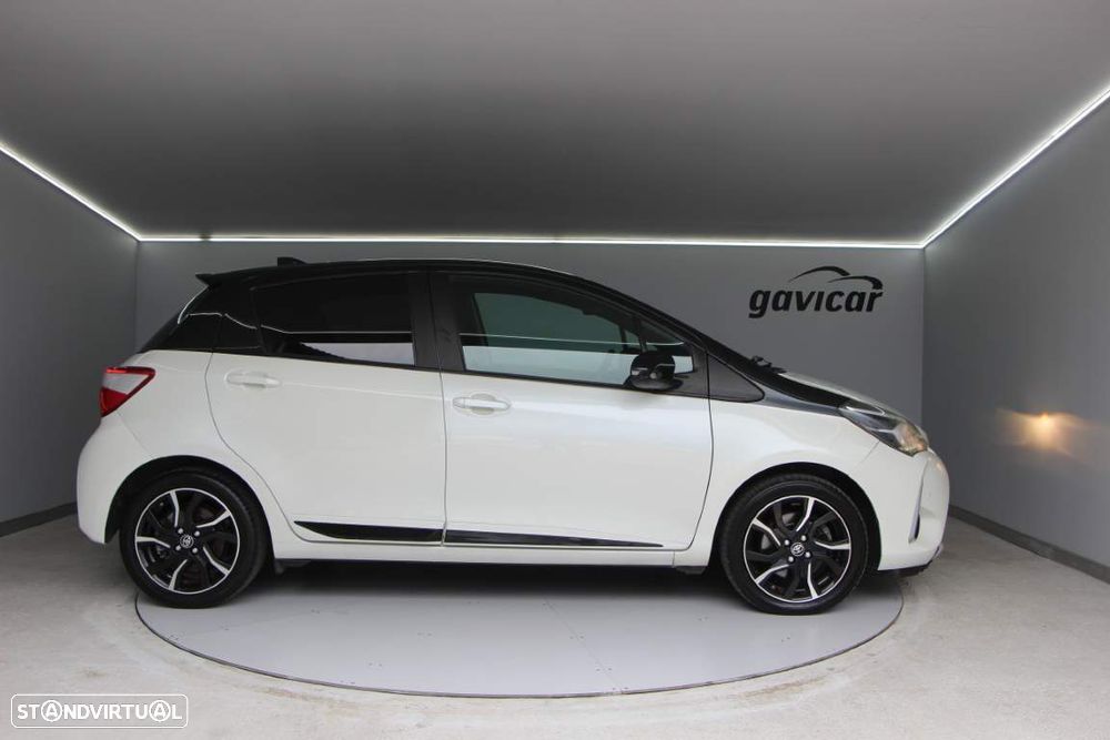 Toyota Yaris 1.5 HSD Square Collec.White - 5