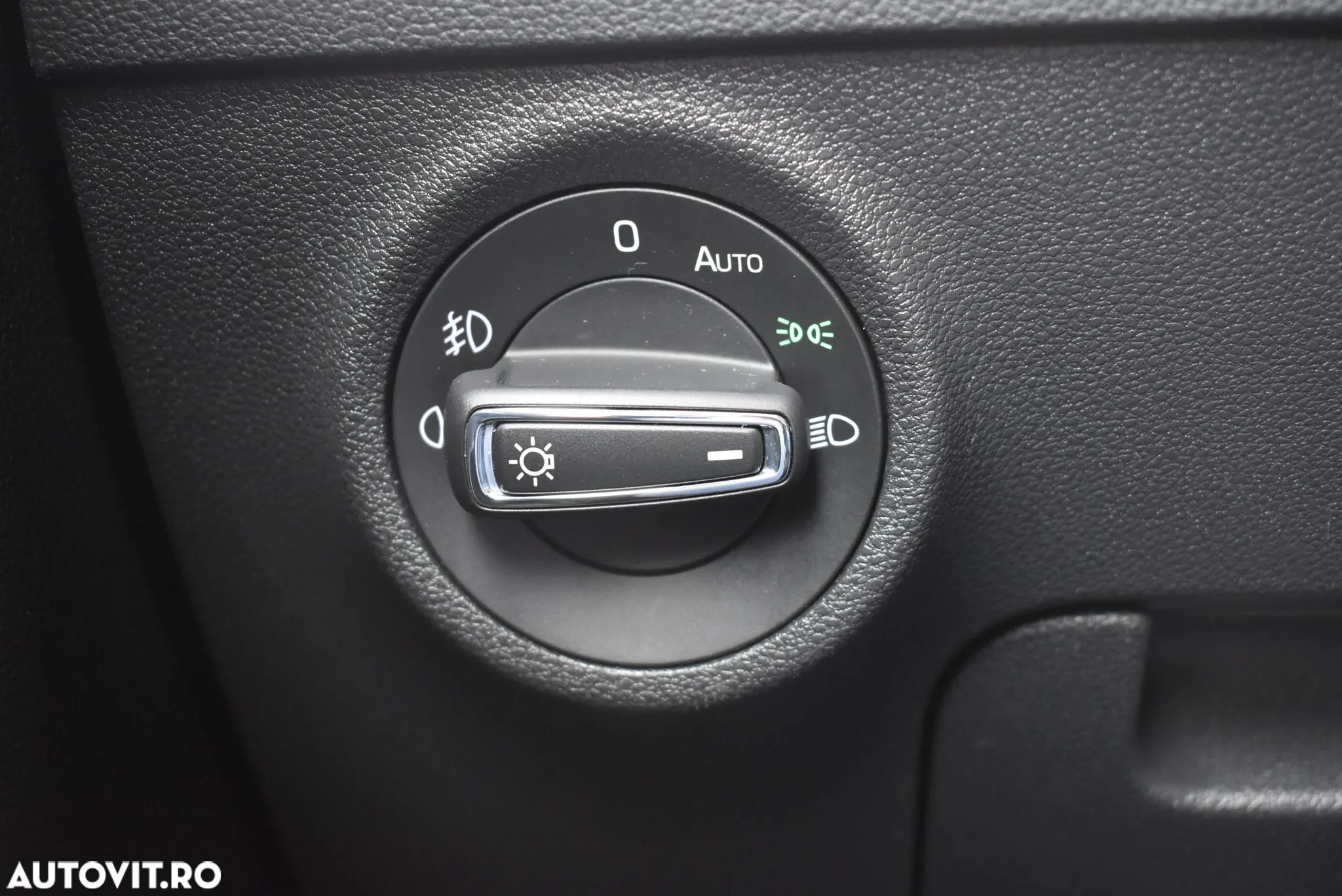 Skoda Karoq 2.0 TDI 4X4 DSG Style - 13