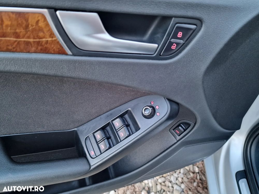 Audi A4 1.8 TFSI Ambiente - 12