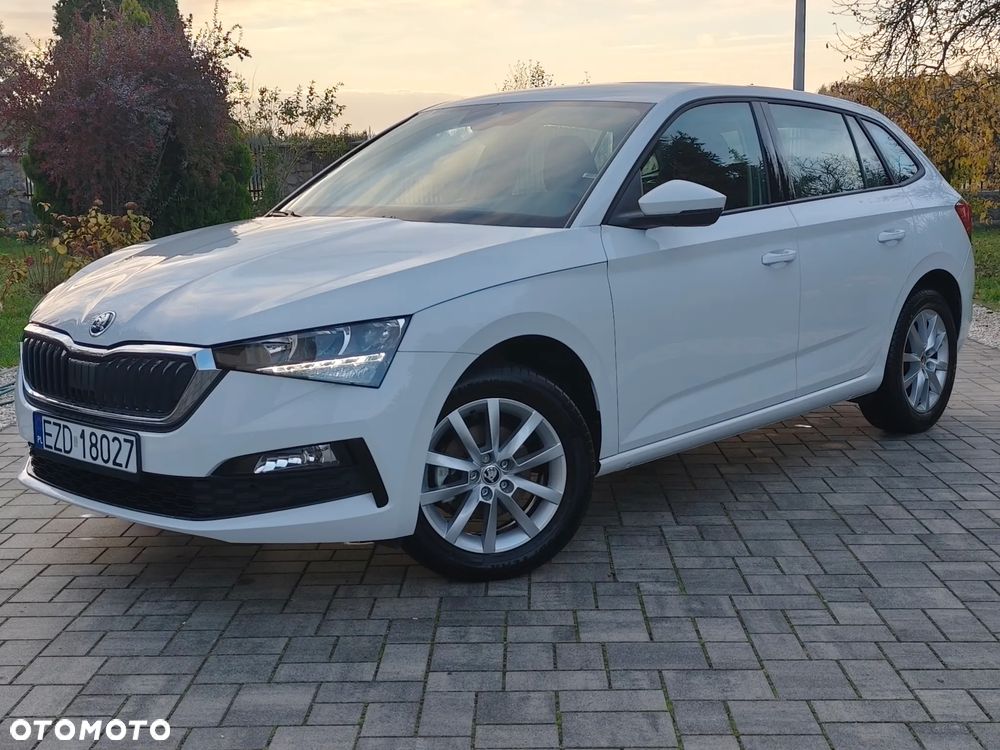 Skoda Scala 2021 photo 2