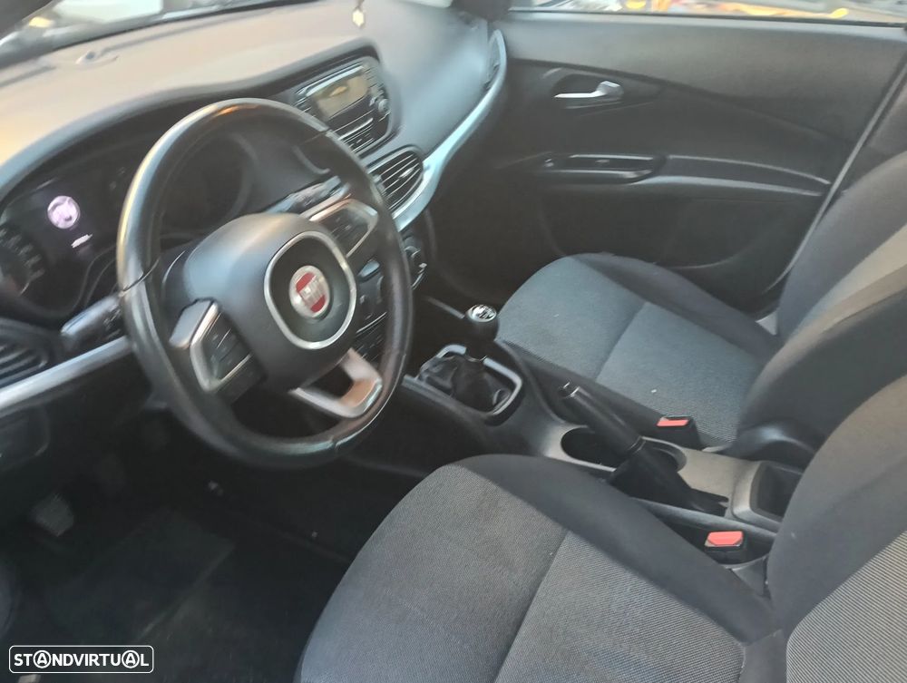 Fiat Tipo Station Wagon 1.3 MultiJet Life - 25