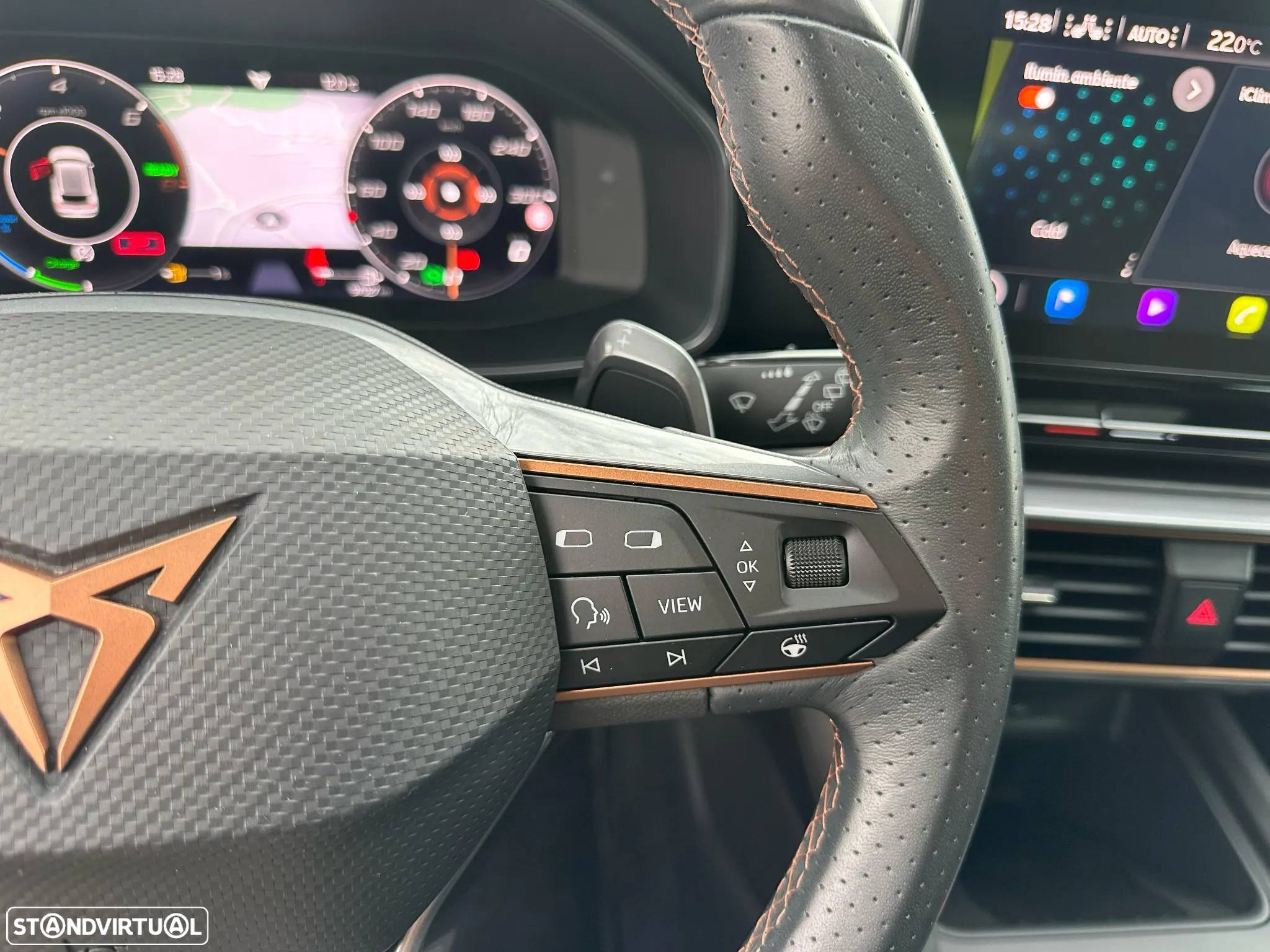 Cupra Leon 1.4 e-Hybrid DSG - 22