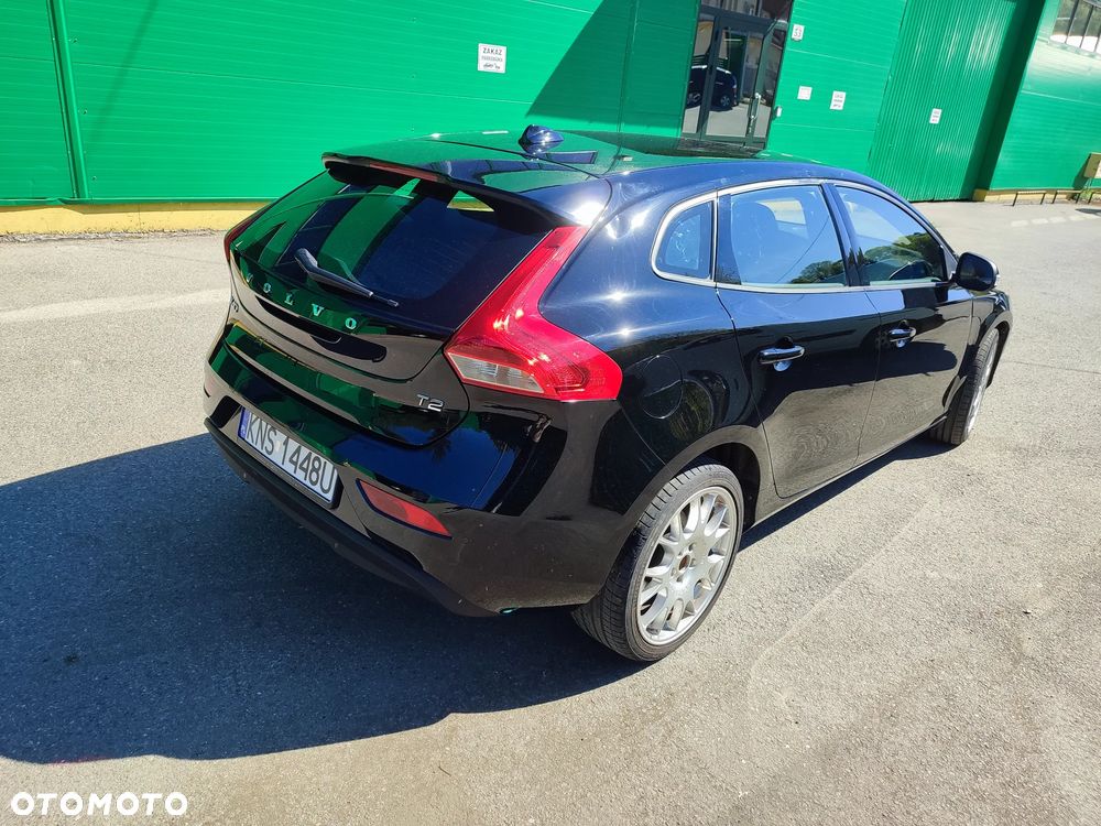 Volvo V40 T2 Drive-E Momentum - 11