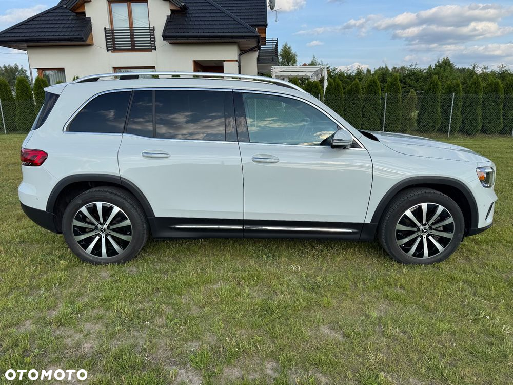 Mercedes-Benz GLB 250 4Matic 8G-DCT Progressive - 3