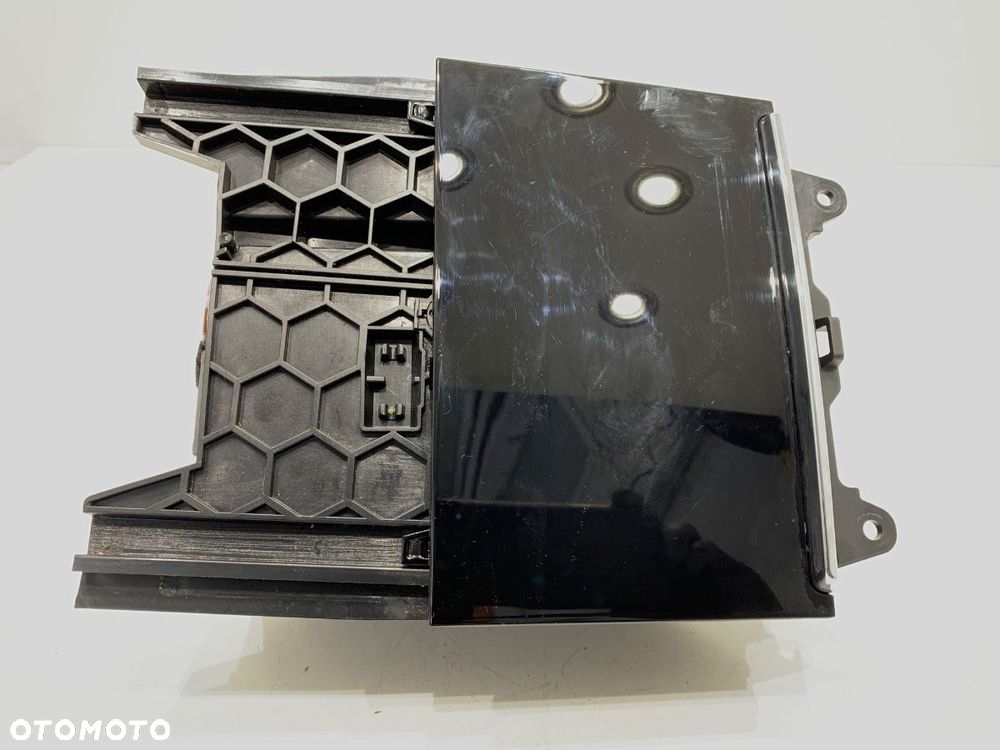 POPIELNICZKA  SKODA KAROQ (NU7, ND7) 2017 - 2022 2.0 TSI 4x4 140 kW [190 KM] benzyna 2019 - 2022 - 1