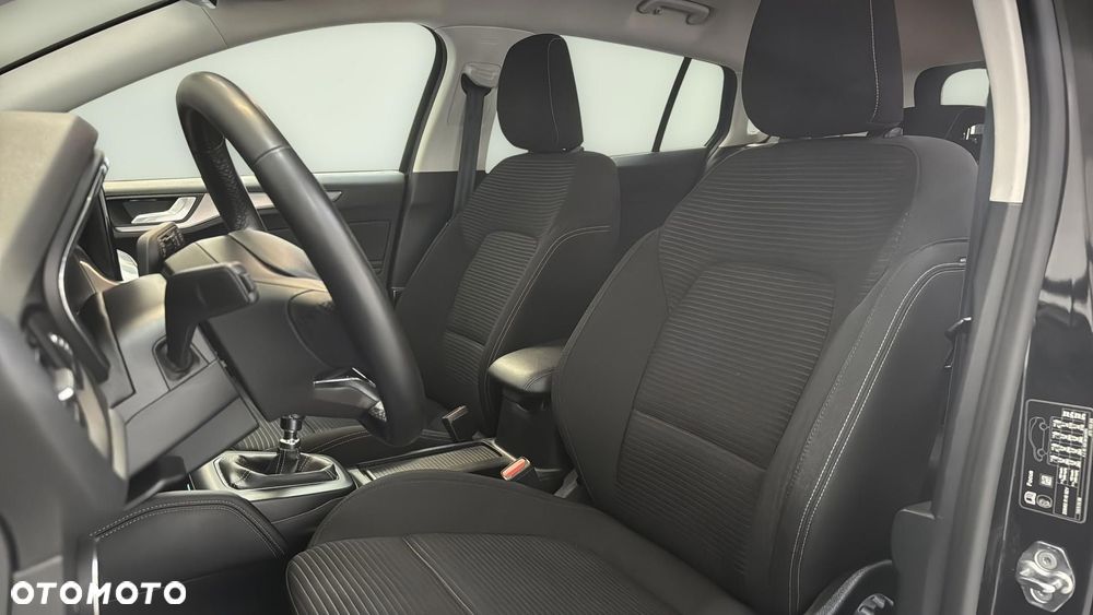 Ford Focus 1.0 EcoBoost mHEV Titanium X - 12