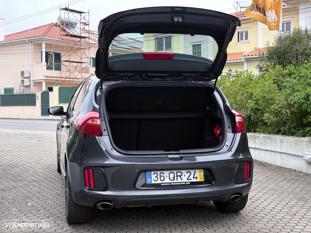 Kia Ceed 1.6 CRDi GT Line - 26