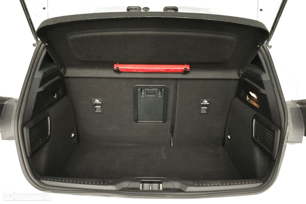 Ford Focus 1.0 EcoBoost MHEV ST-Line X Aut. - 21