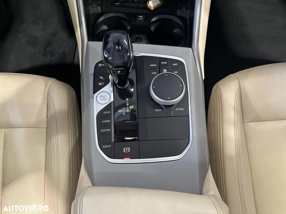 BMW Seria 3 - 18